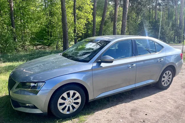 skoda Skoda Superb cena 78000 przebieg: 104943, rok produkcji 2018 z Głogów Małopolski